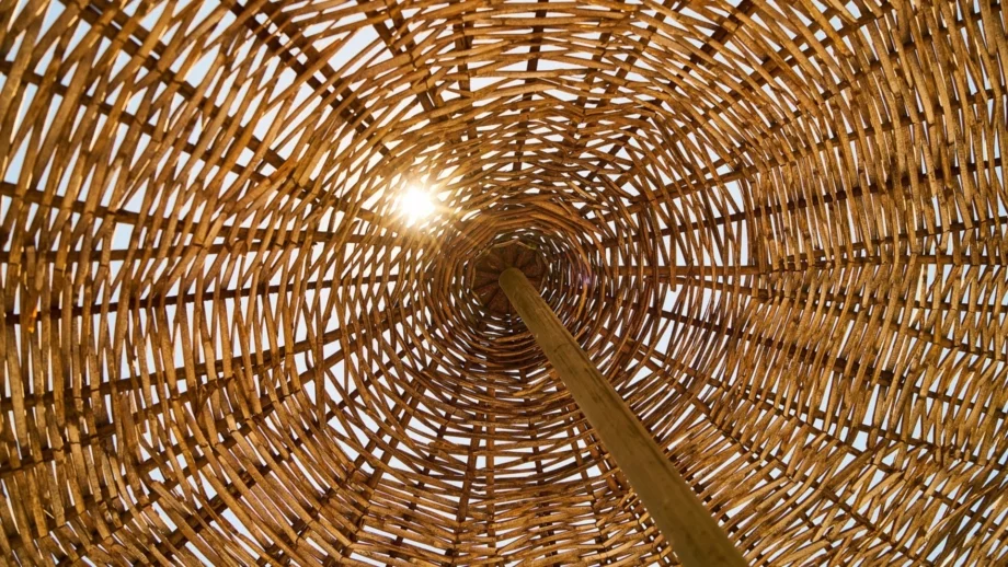 Високите цени на чадъри и шезлонги били заради стари концесионни договори