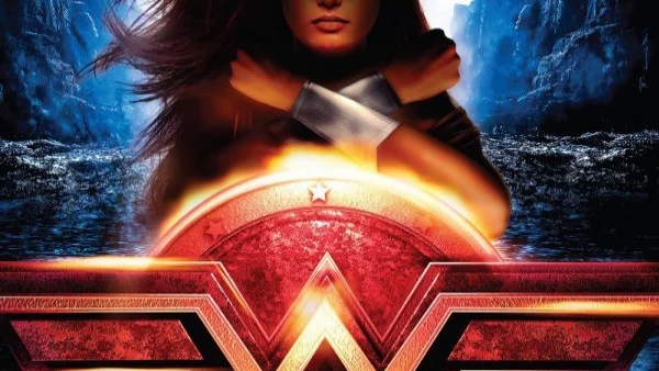 "Жената-чудо" излиза и като книга