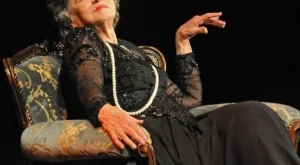 Стоянка Мутафова чества 70 години на сцената със спектакъл-юбилей 