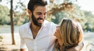 Любов, една усмивка и още нещо