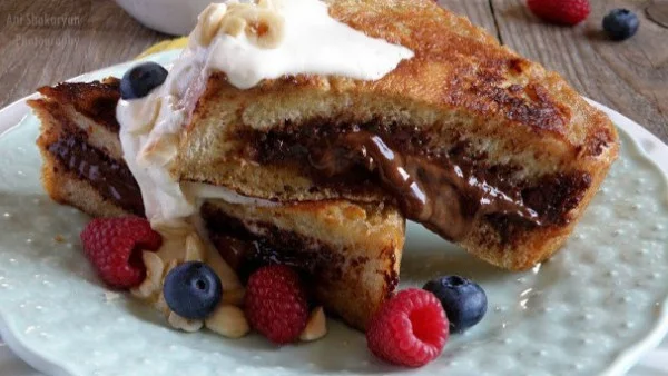 Пържени филийки с пълнеж от шоколад 