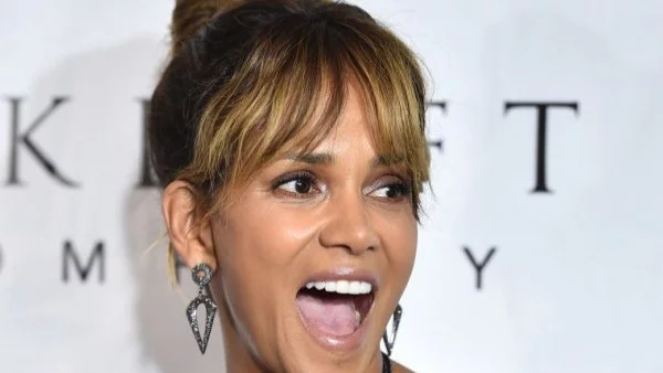 Холи Бери стана на 52 и изглежда изумително. Ето тайната й (снимки)