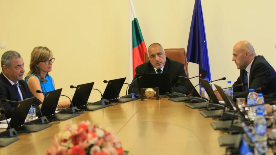 Държавата създава единно хранилище, където всеки регистър да съхранява копия от информацията си