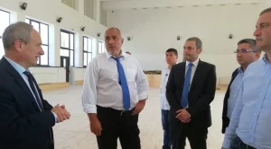 Борисов намекна за предстоящи уволнения заради Търговския регистър 