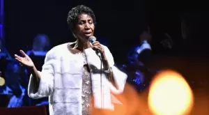 Признаха документи, скрити в дивана на Арета Франклин, за валидно завещание 