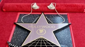 Ето как всеки може да има своя звезда на Алеята на славата
