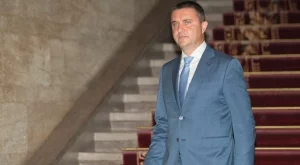 2018/08/20/0772432001534755198