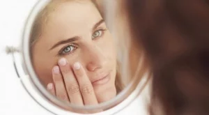 Етерични масла срещу бръчки