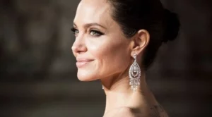 Анджелина Джоли: Дълбоко в себе си съм нежна и уязвима