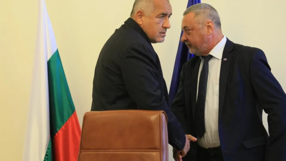 На политическия ринг: тежък нокаут за кабинета "Борисов 3"