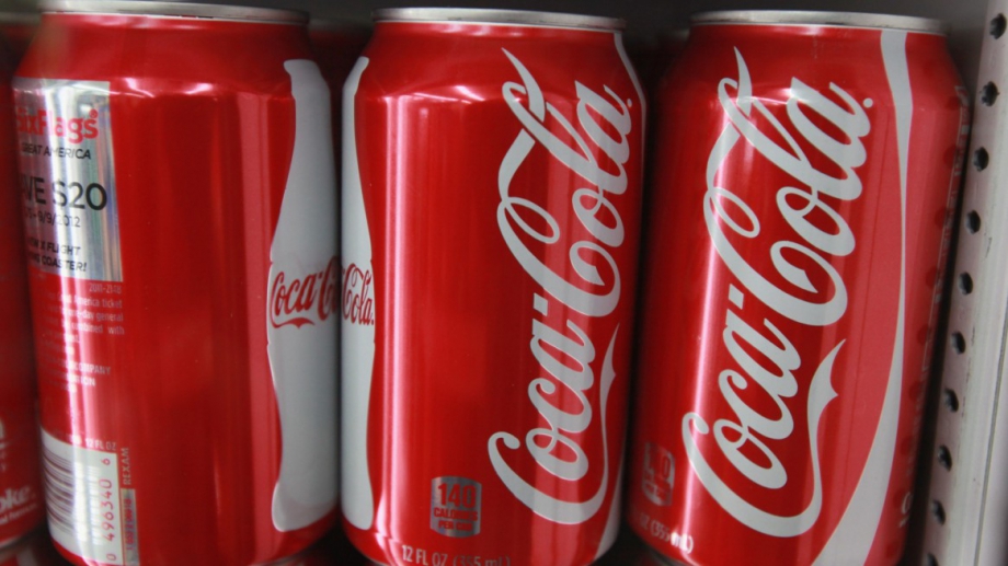 Coca Cola обяви че ще придобие изцяло собствеността върху компанията за