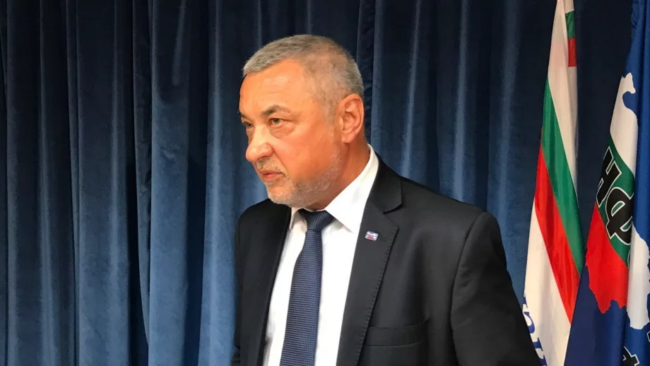 И заради ДАБЧ Симеонов отказа да си подаде оставката