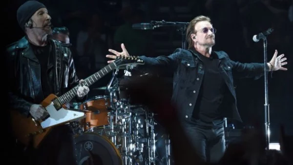 Боно загуби гласа си по време на концерт