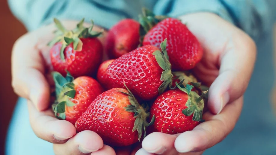 6 ползи за здравето от хапването на ягоди