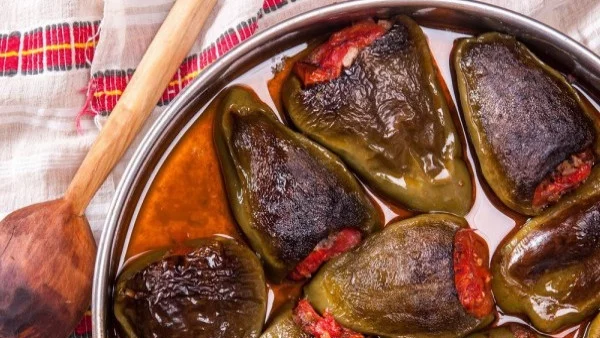 Пълнени чушки с кайма и ориз