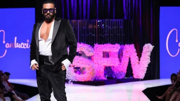 Азис дефилира на Sofia Fashion Week AW 2018