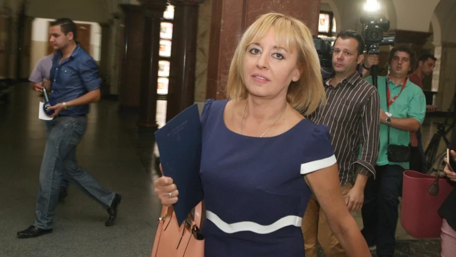 Манолова: Постигнато е споразумение за двойния стандарт при храните