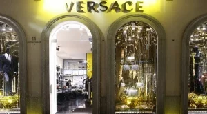 Michael Kors купува Versace?