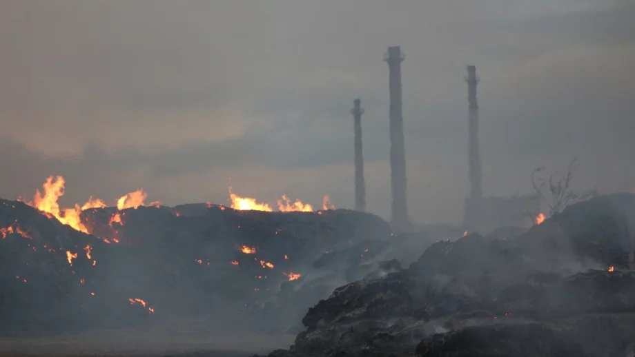 Искра от самозапалили се въглища причинила пожара в ТЕЦ-Сливен