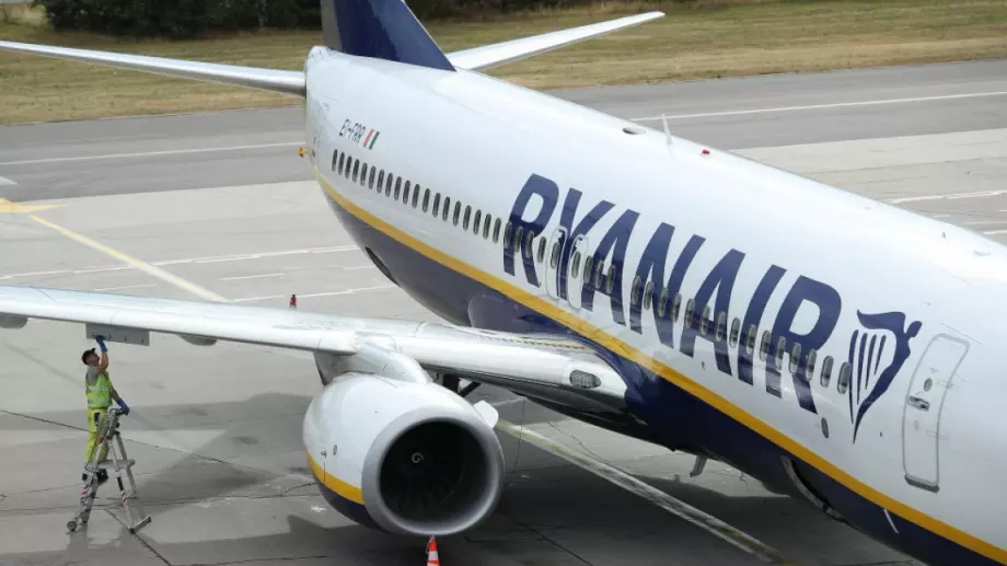 Ryanair ще съди британското правителство за Covid политиката за пътуванията