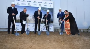 2018/09/27/0204176001538048444