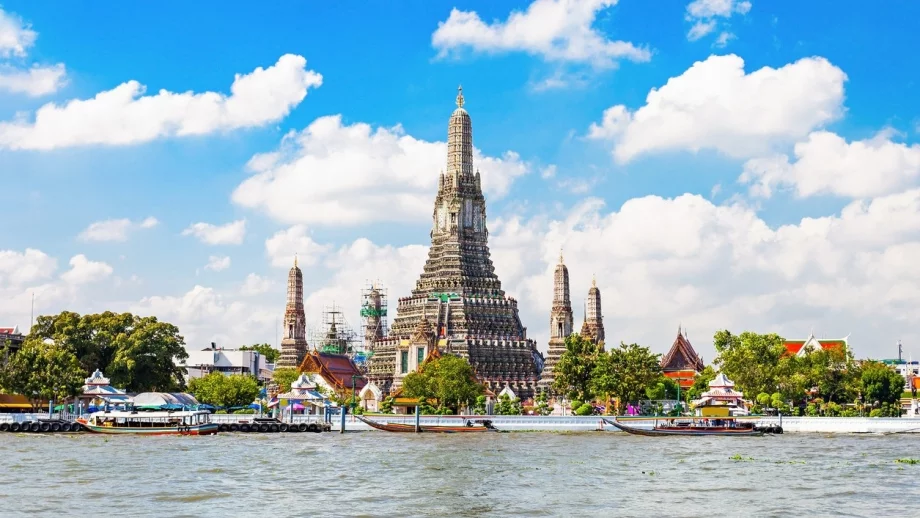 Безплатни визи за българи за Тайланд до края на април