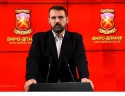 Мицкоски обвини българските политици, че връщат в средновековието отношенията между двете държави