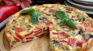 Солен пай с патладжан и червени чушки