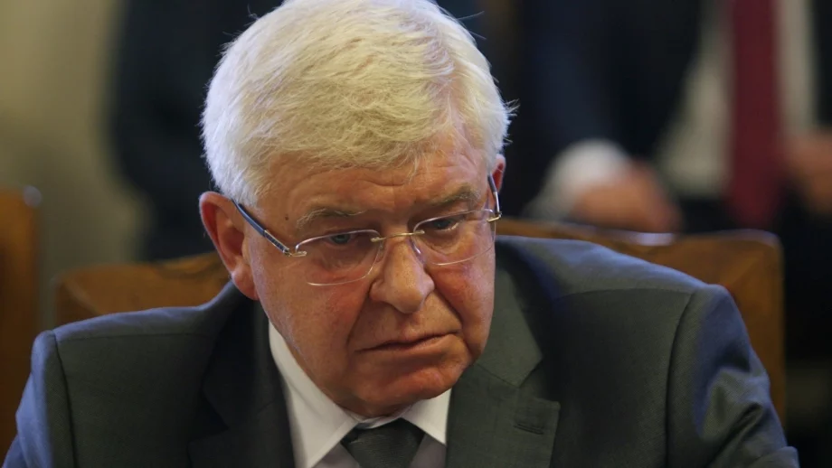 Ананиев: Вече се явява и трети здравноосигурителен модел