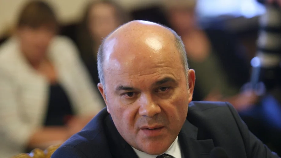 Петков: Изненадан съм от реакцията на майките, финансирането е осигурено