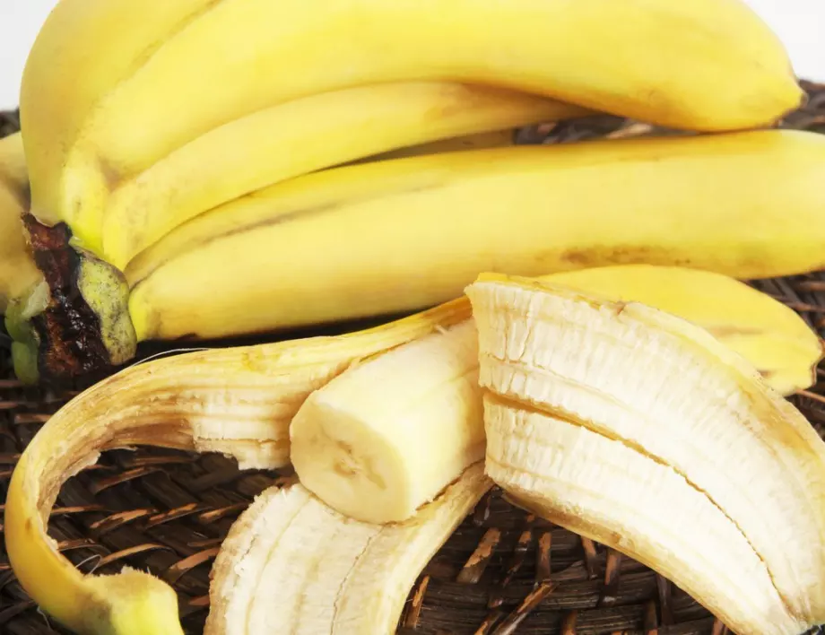 Кои хора НИКОГА не трябва да ядат банани?