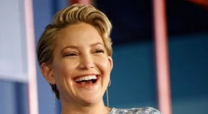 Кейт Хъдсън показа дъщеричката си (снимка)