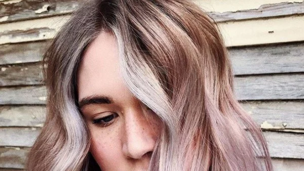 Този цвят е хит при косата през есента