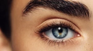 5 неща, които могат да променят цвета на очите ви