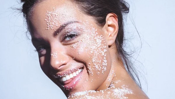 Морска сол за красива кожа и коса
