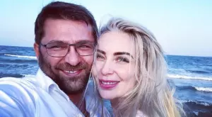 Антония Петрова показа новия си нос (СНИМКА)