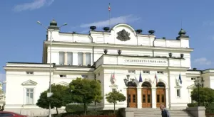 Парламентът одобри промените в правителството