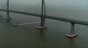 Открит бе най-дългият морски мост в света (Снимки, видео)
