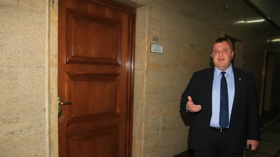 Скандалът с българското гражданство: защо чак сега?