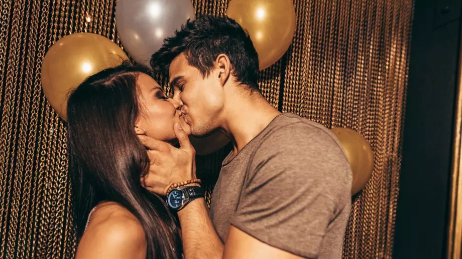 Любовно пожелание за 18 ноември според зодията     