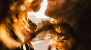 Една зодия ще се ВЛЮБИ в хороскопа за 20 ноември 