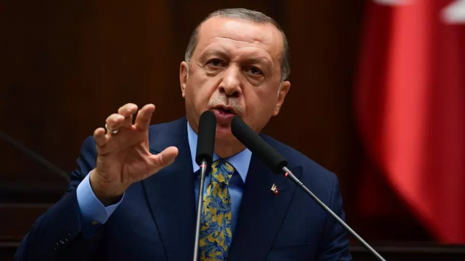 Ердоган обеща да спаси турците от убийствените цени