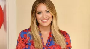 Ето как изглежда Хилари Дъф гола и след 3 деца (СНИМКИ)