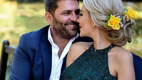 Бременната Антония Петрова засне фотосесия (снимки)