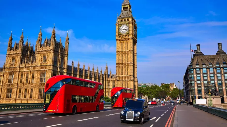 Ще избегне ли Великобритания "кървавата баня" на трудовия пазар?