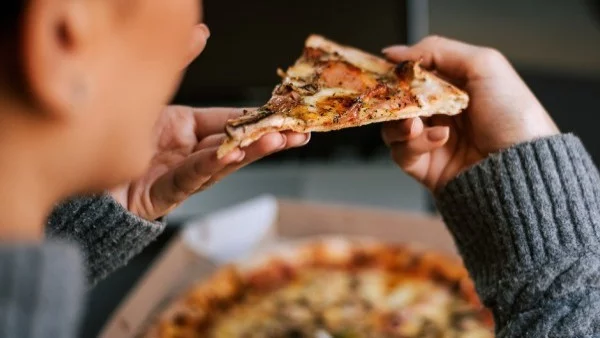 Ето защо е вредно яденето късно вечер