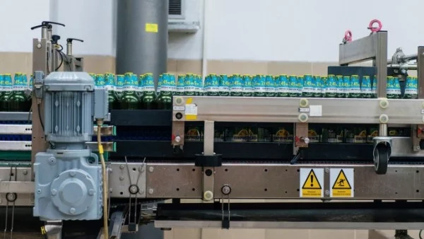 "Карлсберг България" прави производството на бира "зелено"