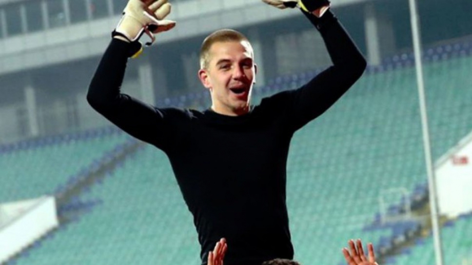 Българският национал има нов отбор Вратарят беше продаден от Динамо