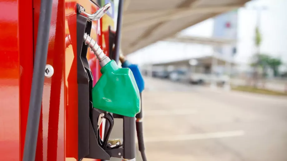 Горивата у нас са сред най-бързо поскъпващите в Европа