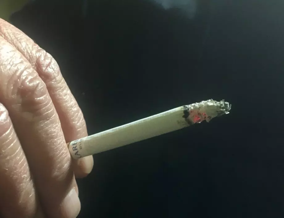 Никой не вярва, но този навик е по-вреден от цигарите